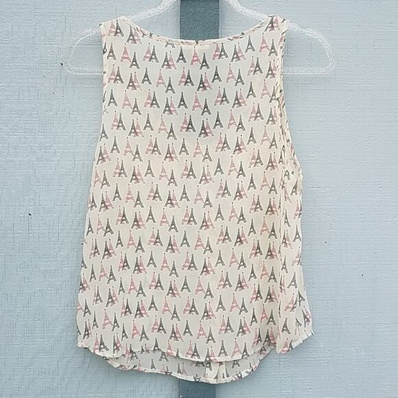 Eiffel Tower Print Sheer Tank w/ Pockets & Buttons - Picture 3 of 11